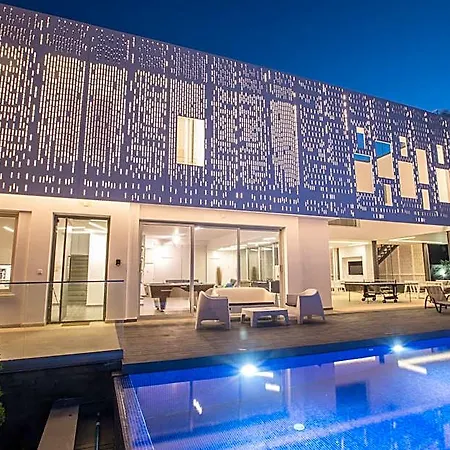 فندق Prcv614, Luxury 6bdr Protaras With Pool And Panoramic Sea Views 3*